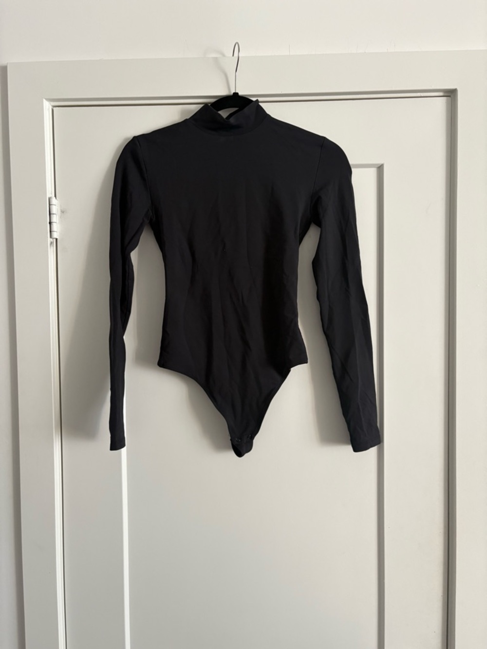 Babaton Contour Turtle Neck long sleeve bodysuit